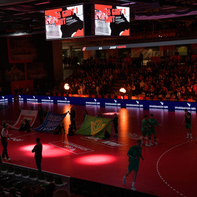 ØIF Arendal-Fjellhammer i Folkets Kamp. Rema 1000-ligaen herrer.